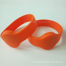 Bracelets en caoutchouc de silicone RFID pour salle de sport